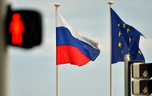 ЄС продовжив санкції проти РФ на три роки, але зняв їх з двох олігархів