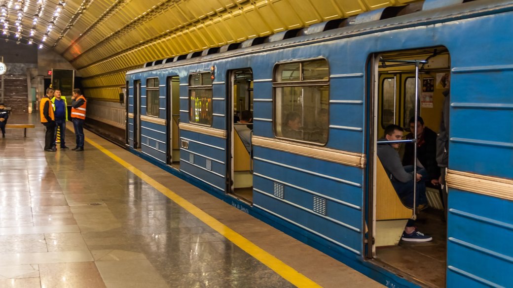 До какого часа работает метро в Киеве 2026