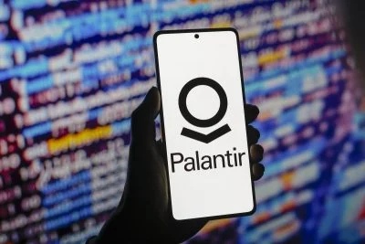 Fire Point сравнила данные Palantir с отказом от ядерного оружия